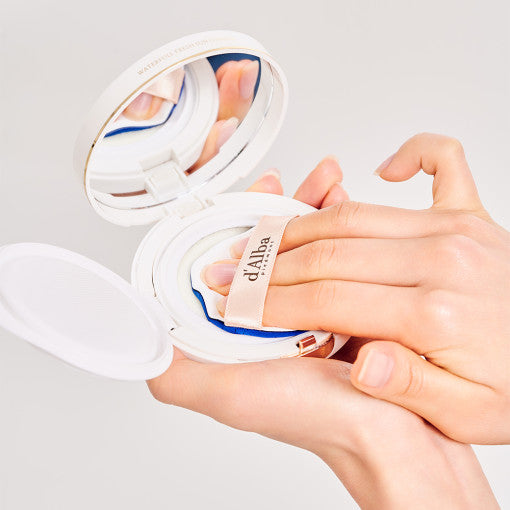 d'Alba Waterfull Fresh Sun Cushion 15g SPF50+/PA++++ - Berry Purple