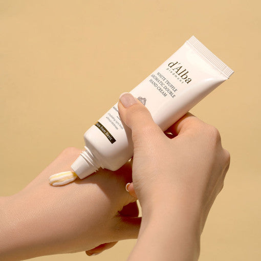 d'Alba White Truffle Aromatic Double Hand Cream 50ml - Berry Purple