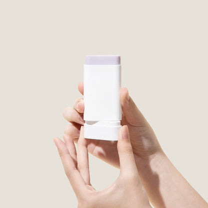 [MARY & MAY] Peptide Bakuchiol Sun Stick SPF50+ PA++++ 18g - Berry Purple 