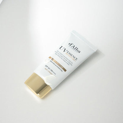 d'Alba Vegan Super Moisture Essence Sun Cream SPF 50+ PA++++ 50ml - Berry Purple 