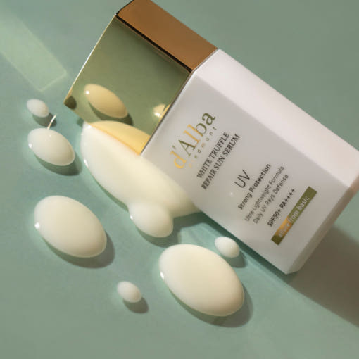 d'Alba White Truffle Repair Sun Serum 35ml - Berry Purple 