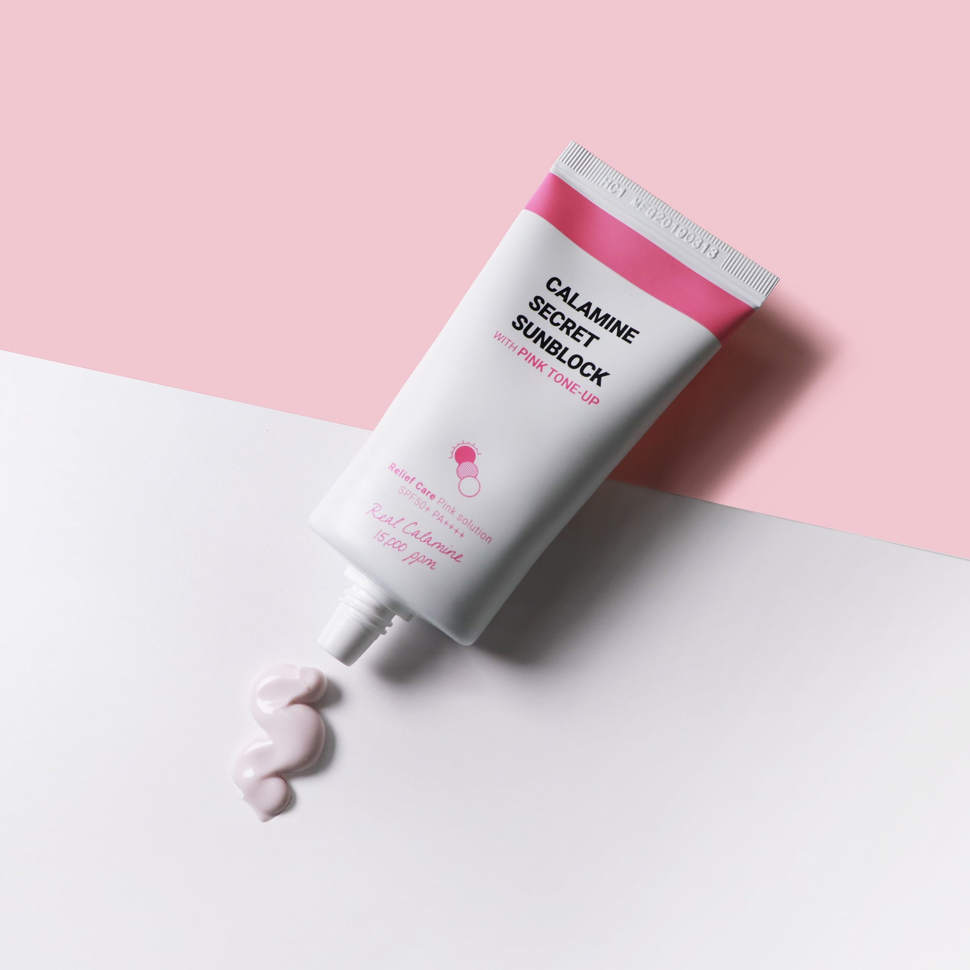 K-SECRET Calamine Secret Sunblock With Pink Tone-Up (SPF50+ PA++++) 50ml - Berry Purple 