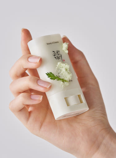 [Beauty of Joseon] Matte sun stick : Mugwort + Camelia 18g (SPF50+ PA++++) X 2EA [DOUBLE SET] - Berry Purple 