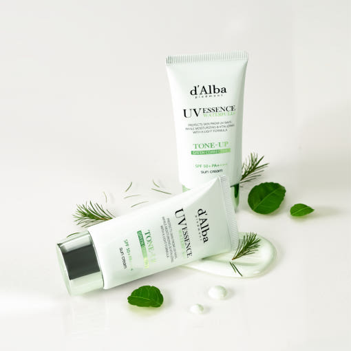 d'Alba Clean Tea Tree Liposome Tone-Up Sun Cream (Green) SPF50+ PA++++ 50ml - Berry Purple 